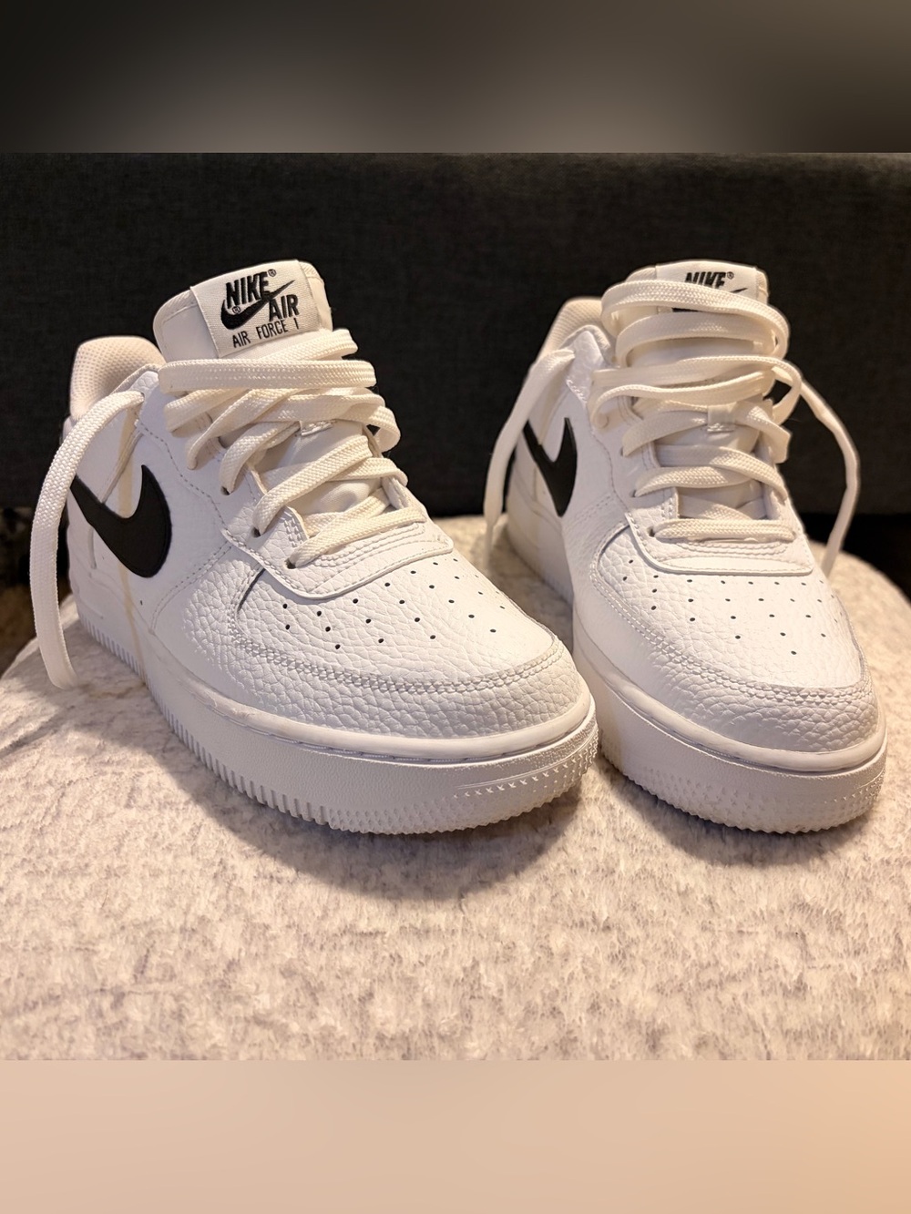 Air Force 1 Nike black and white 6.5y women’s 8 worn once